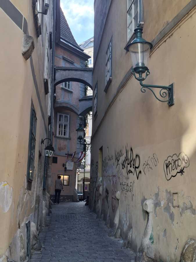 WhatsApp-Image-2025-10-28-at-08.12.40-1